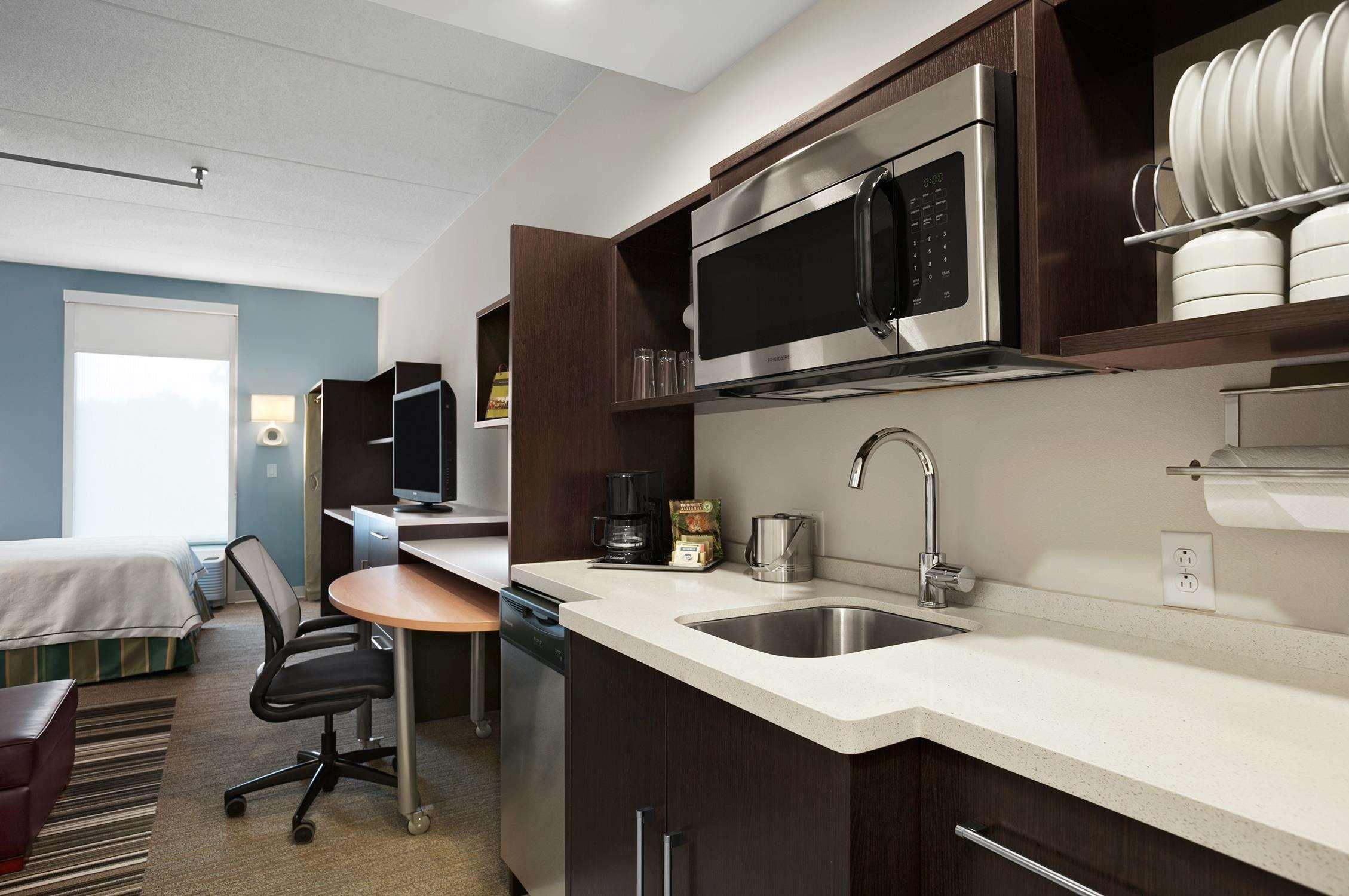 Home2 Suites Nashville Airport Exterior photo