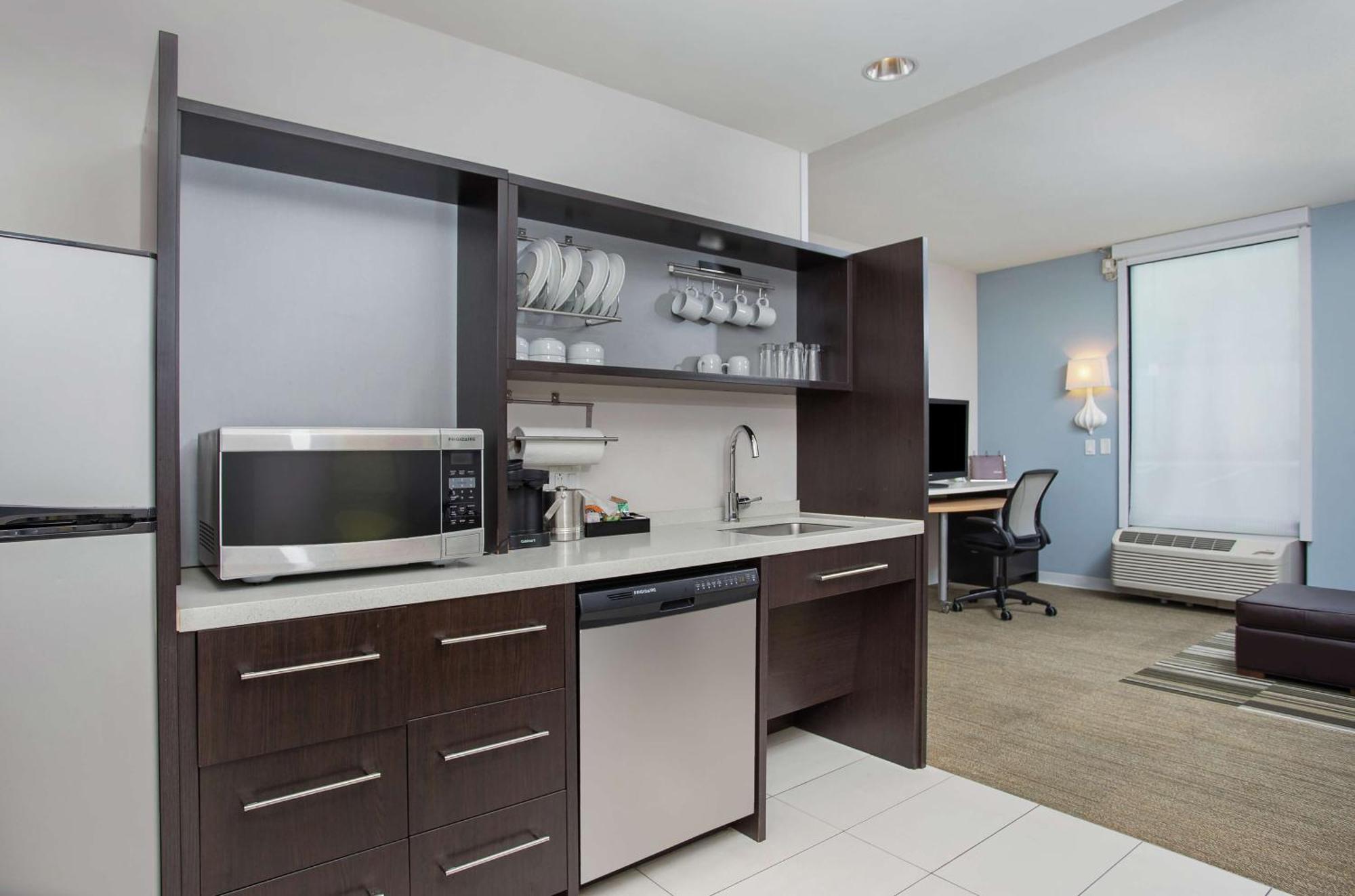 Home2 Suites Nashville Airport Exterior photo